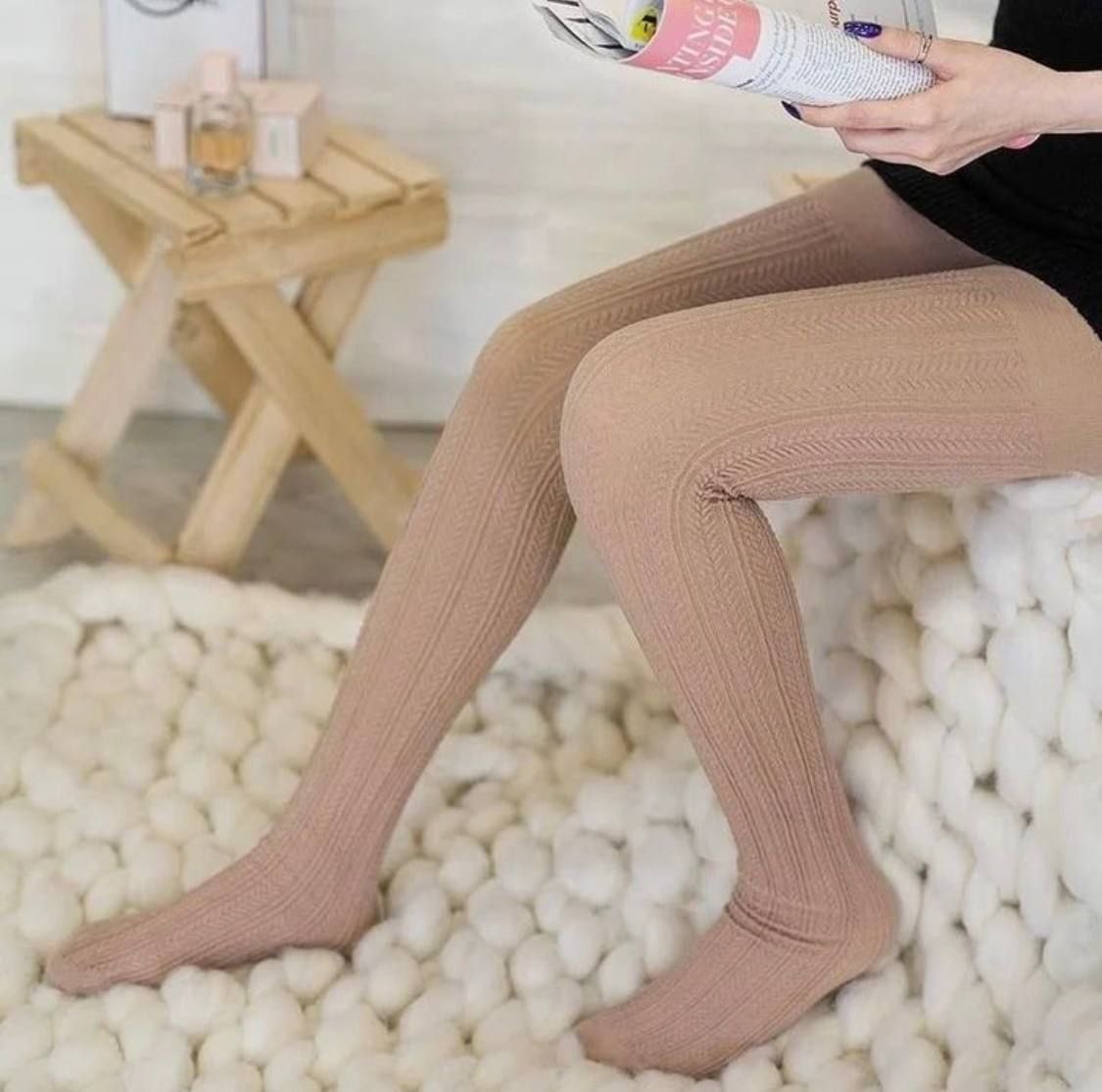 جوراب شلواری دخترانه راحت گندمی