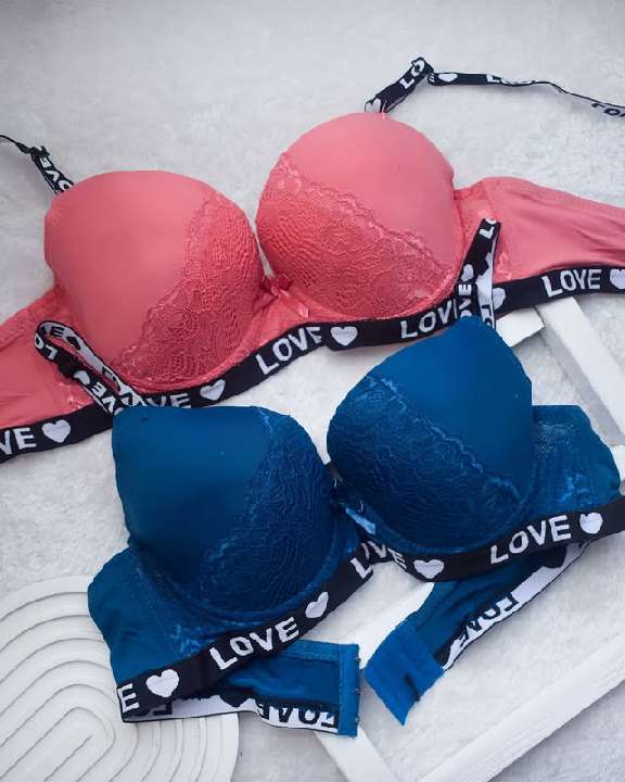 سوتین اسفنجی اسپرت زنانه فنردار