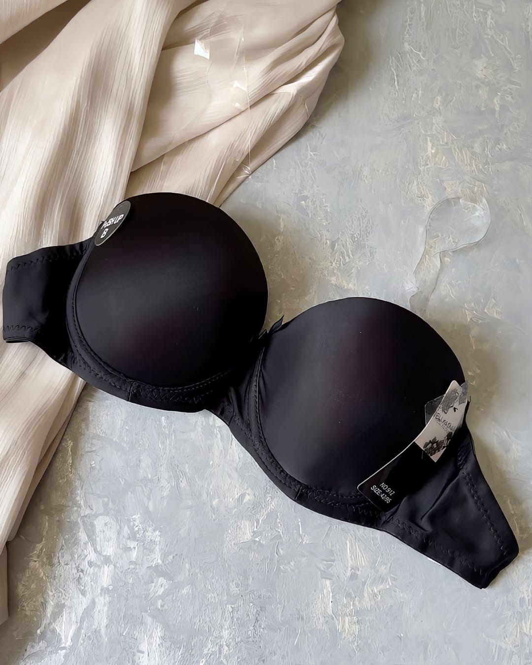 خرید سوتین اسفنجی و نامرئی کیفیت عالی