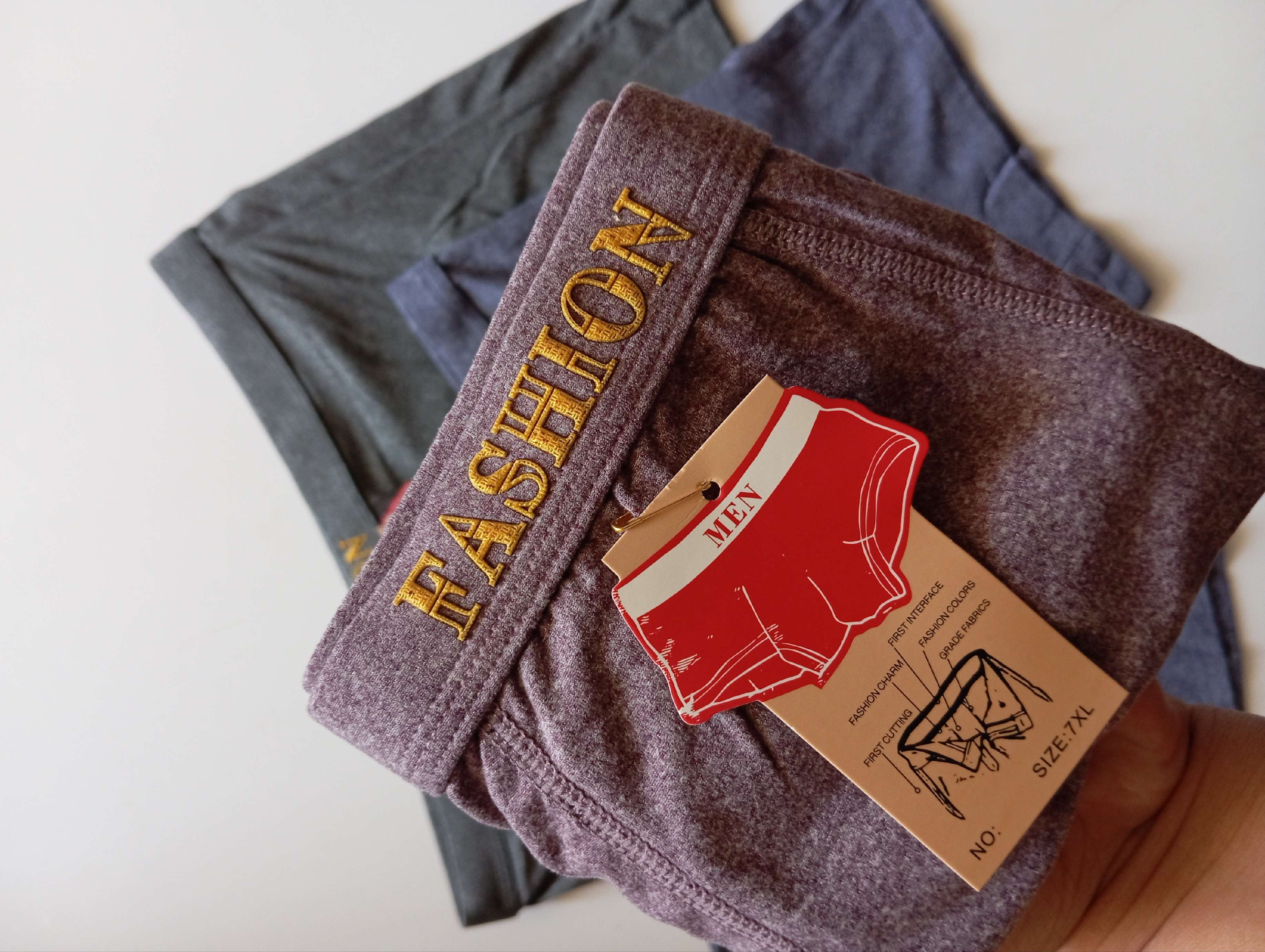 با کیفیت‌ترین شورت مردانه وارداتی