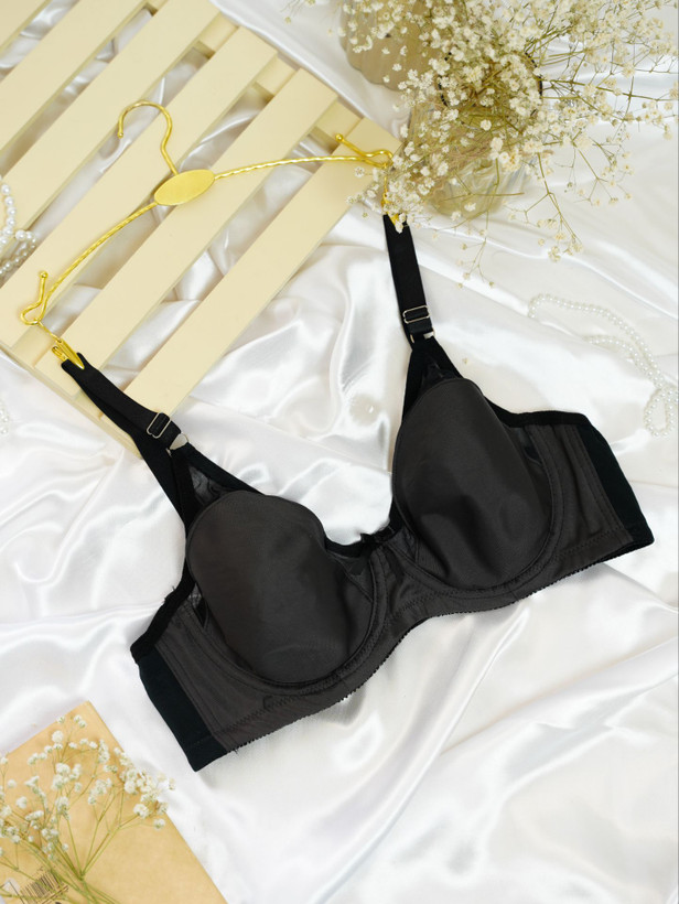 خرید راحت ترین سوتین پرسی