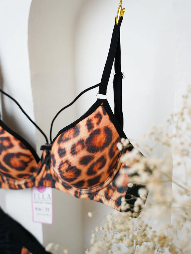 خرید با کیفیتترین ست شورت و سوتین اسفنجی