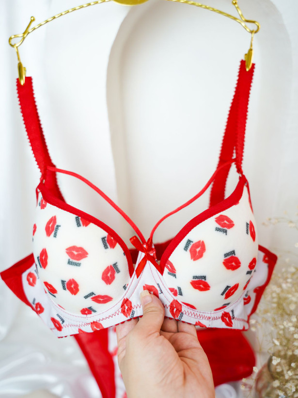 خرید با کیفیتترین شورت و سوتین اسفنجی هارنسی